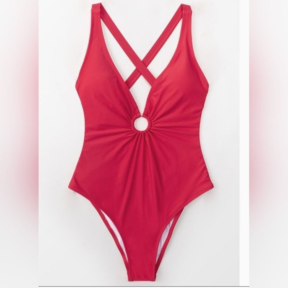 Red O-Ring One-Piece Swimsuit size medium by cupshe
